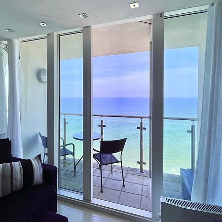 Newquay Rocklands Beach View Екстериор снимка